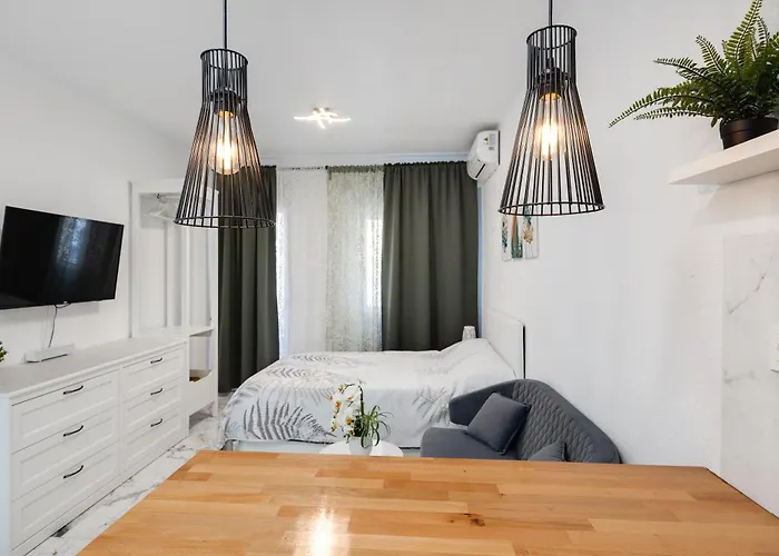 Estudio Caballero De Rodas Torrevieja