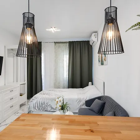 Estudio Caballero De Rodas Torrevieja